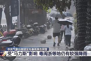 小卡和乔治同时砍至少25分并且0失误 队史首对